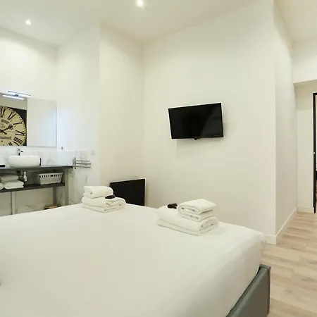 Majesti Upper Marais Apartments- Rue Du Faubourg Saint-martin