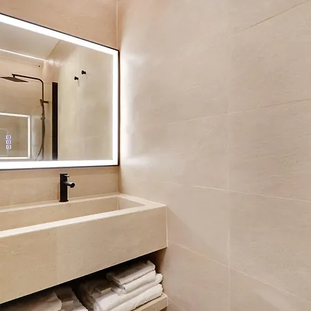 Majesti Upper Marais Apartments- Rue Du Faubourg Saint-martin Париж