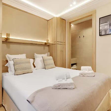 Апартаменты Majesti Upper Marais Apartments- Rue Du Faubourg Saint-martin Париж