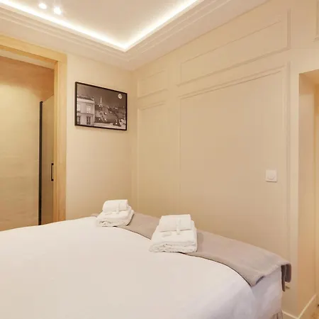 Апартаменты Majesti Upper Marais Apartments- Rue Du Faubourg Saint-martin