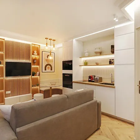 Апартаменты Majesti Upper Marais Apartments- Rue Du Faubourg Saint-martin