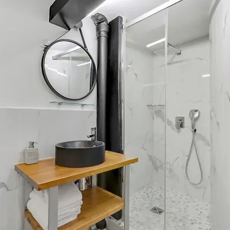 Majesti Upper Marais Apartments- Rue Du Faubourg Saint-martin Paris