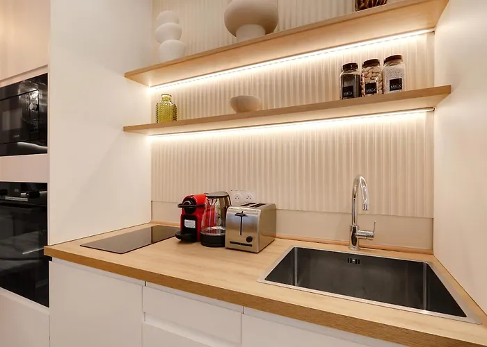 Apartman Majesti Upper Marais Apartments- Rue Du Faubourg Saint-martin