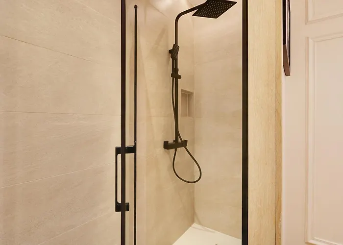 Majesti Upper Marais Apartments- Rue Du Faubourg Saint-martin