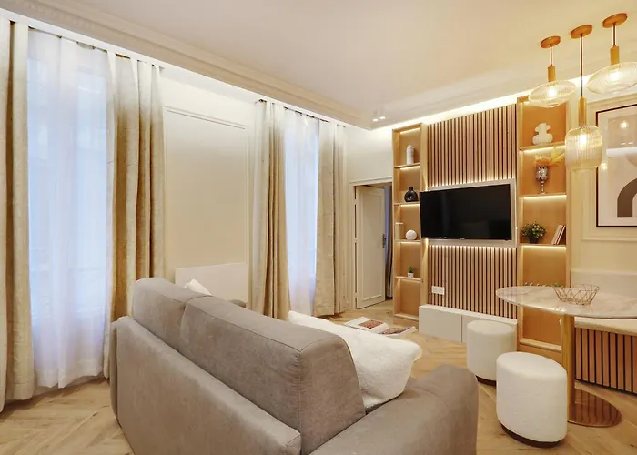 Majesti Upper Marais Apartments- Rue Du Faubourg Saint-martin *