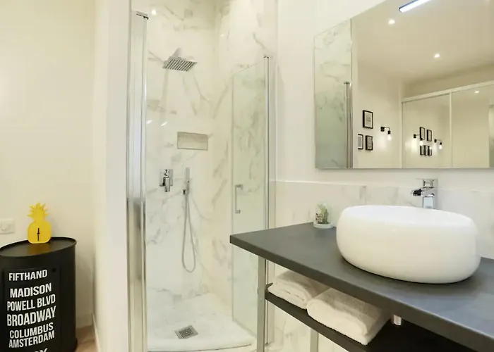 Majesti Upper Marais Apartments- Rue Du Faubourg Saint-martin